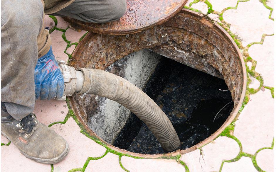 déboucher canalisation wc La Verrière